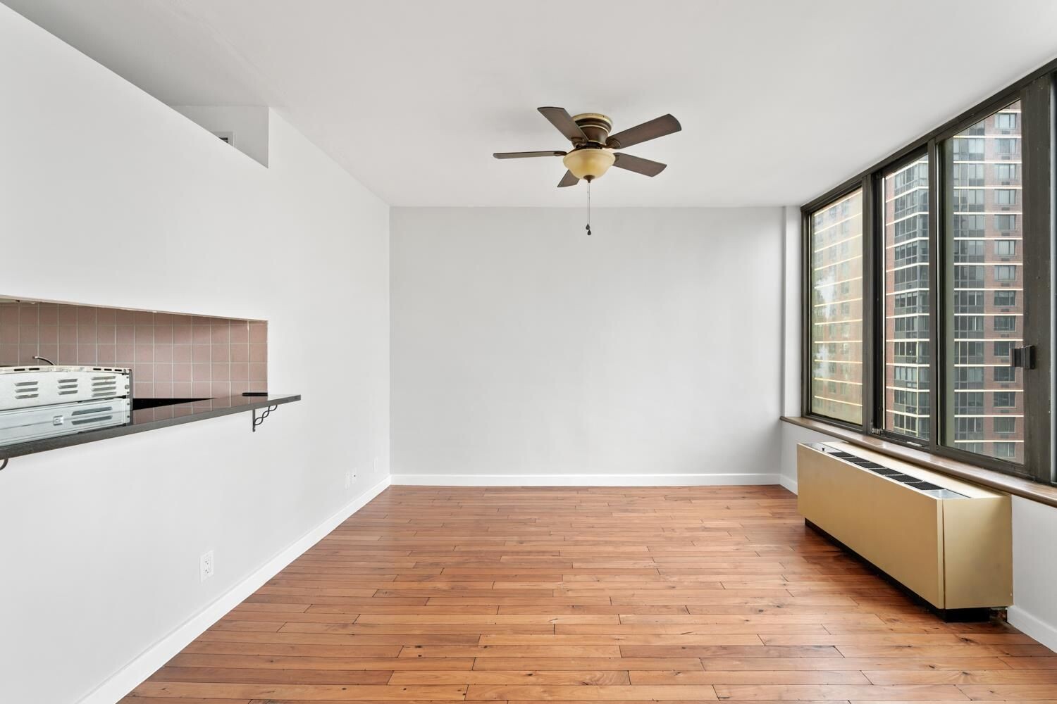 300 E 93RD Street 17C