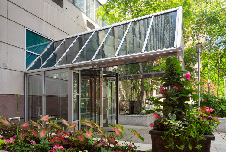 300 E 93RD Street 17C