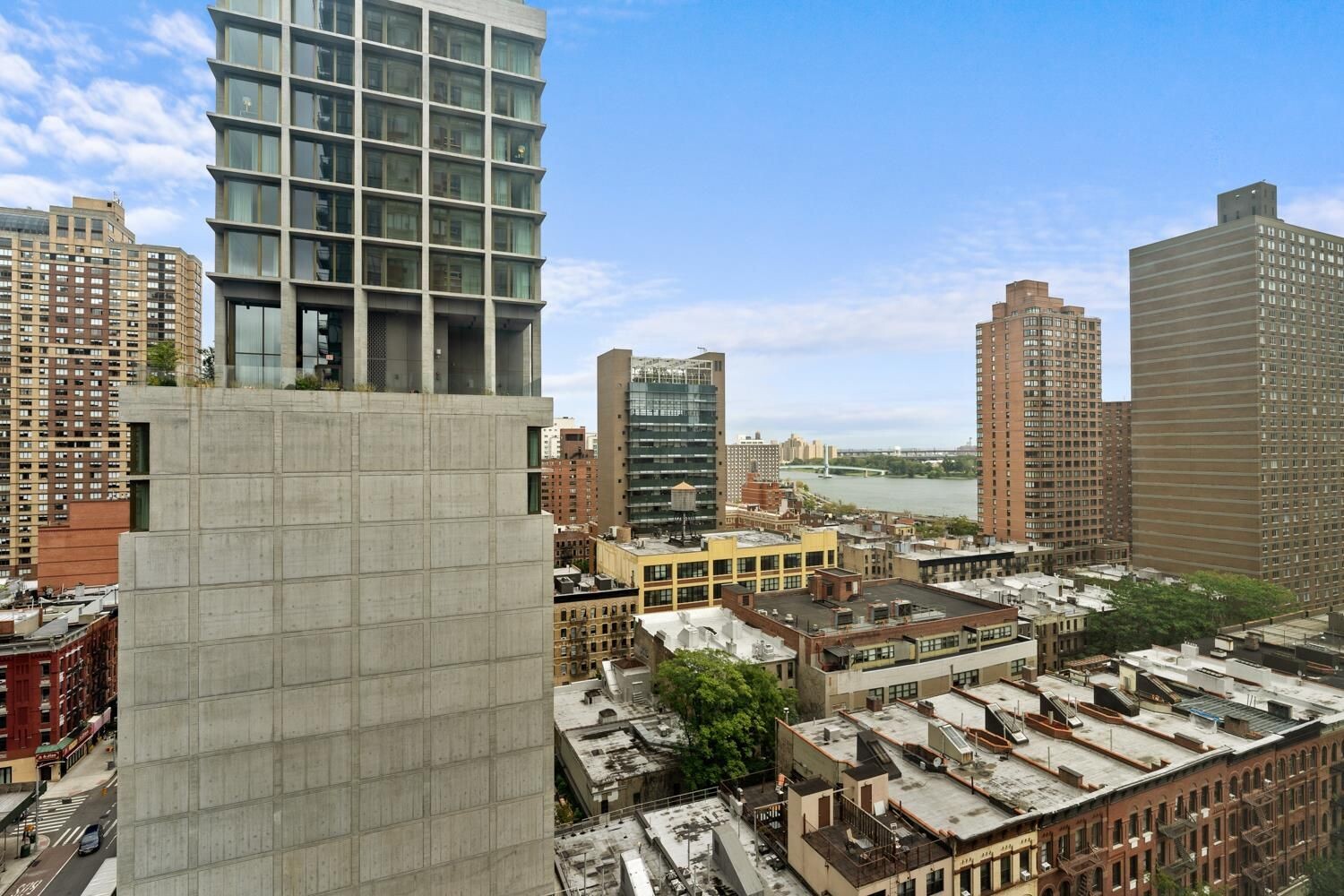 300 E 93RD Street 17C