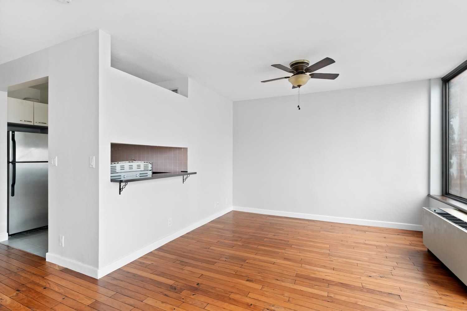 300 E 93RD Street 17C