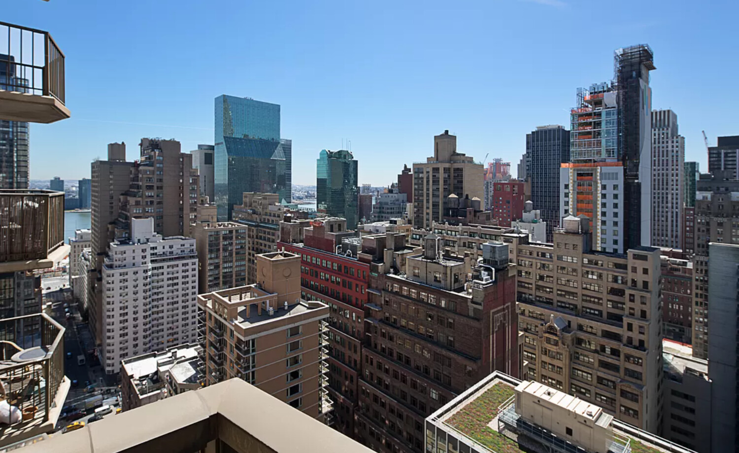 212 E 47TH Street 31H