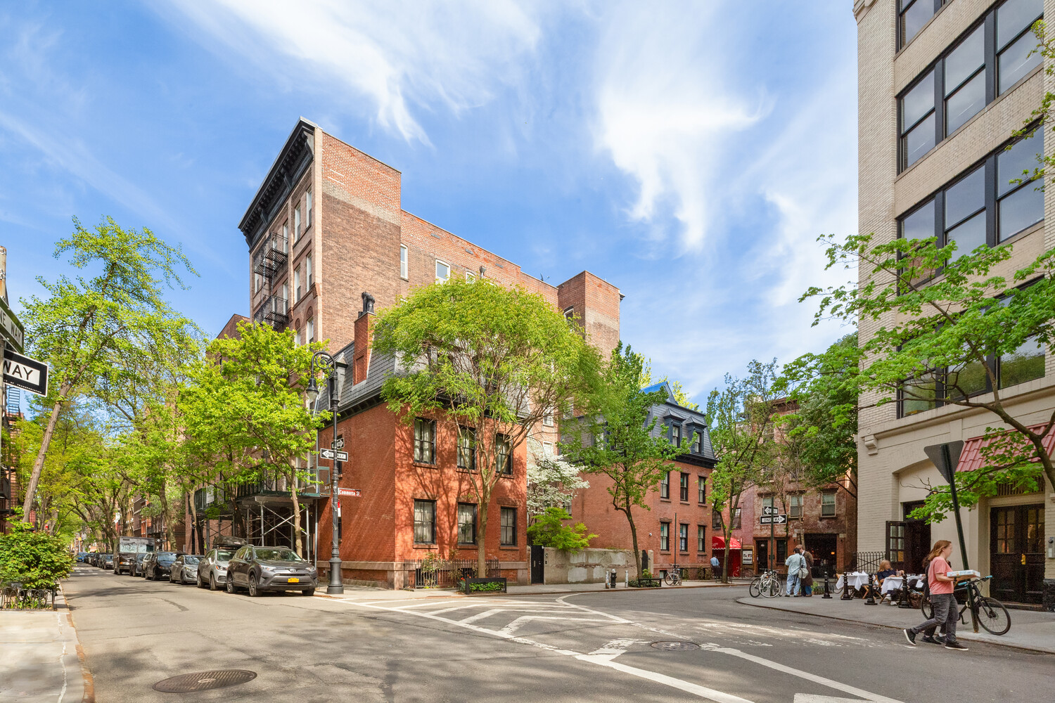 87 BARROW Street 2G