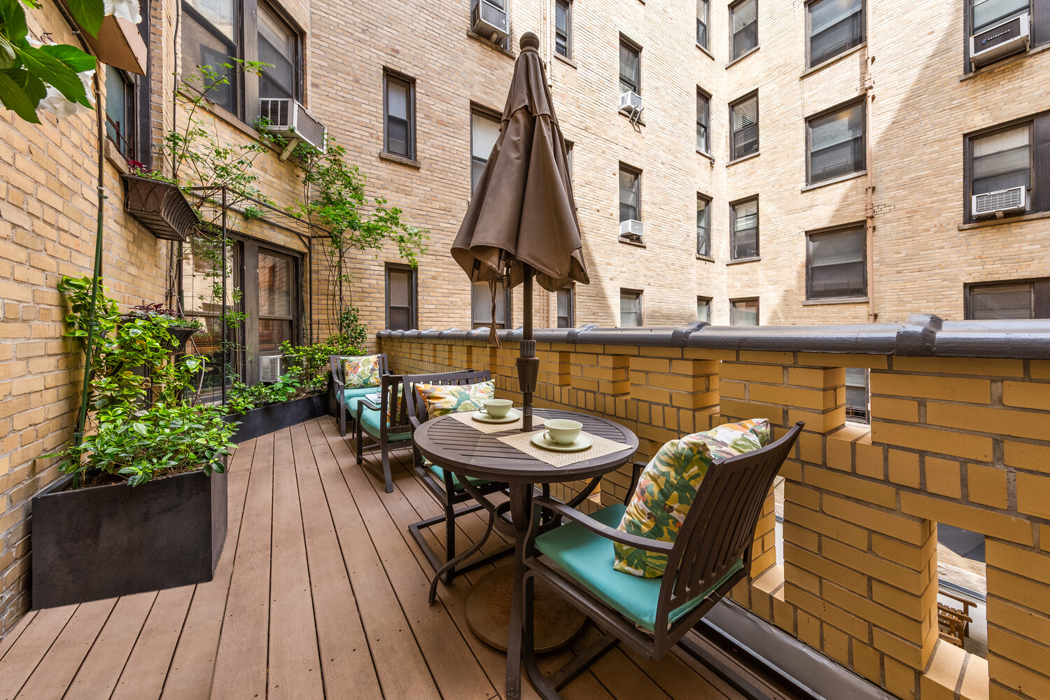 87 BARROW Street 2G