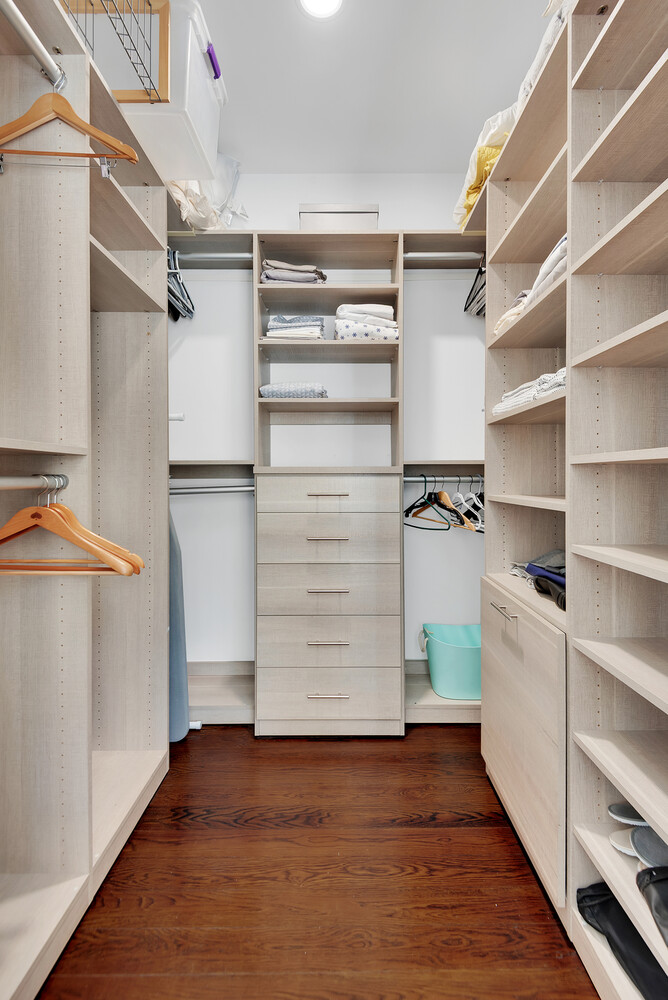 250 E 49TH Street 4A