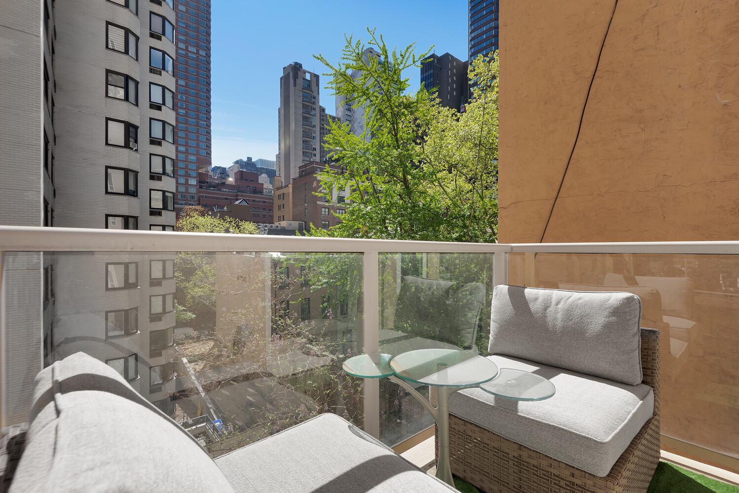 250 E 49TH Street 4A