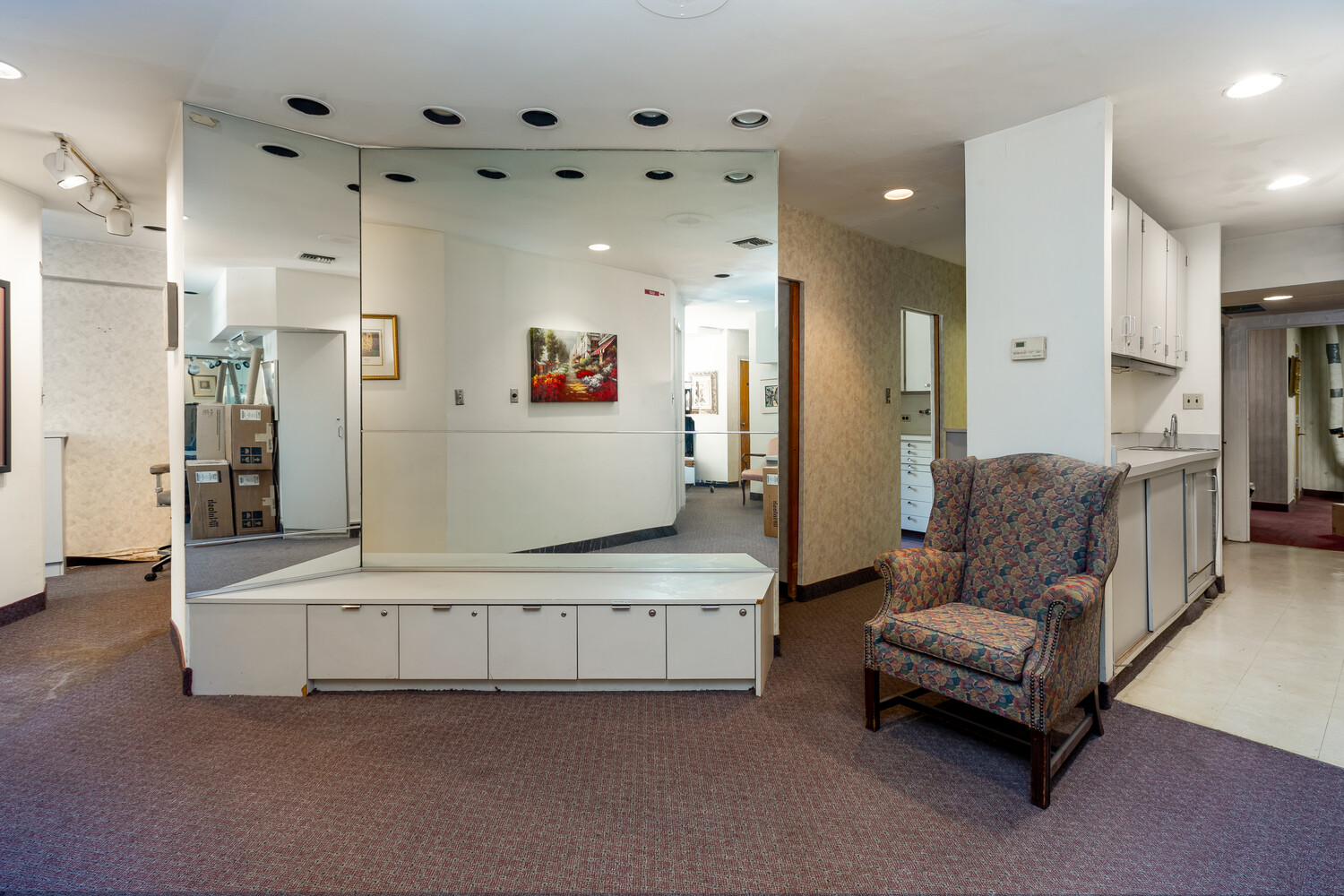 400 E 56TH Street MEDICAL