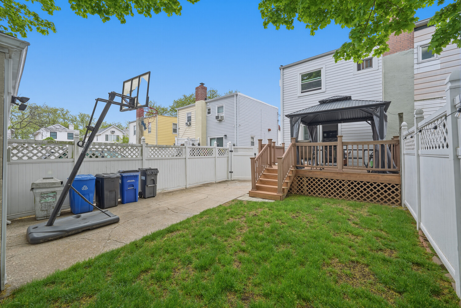 1317 E 58TH Street