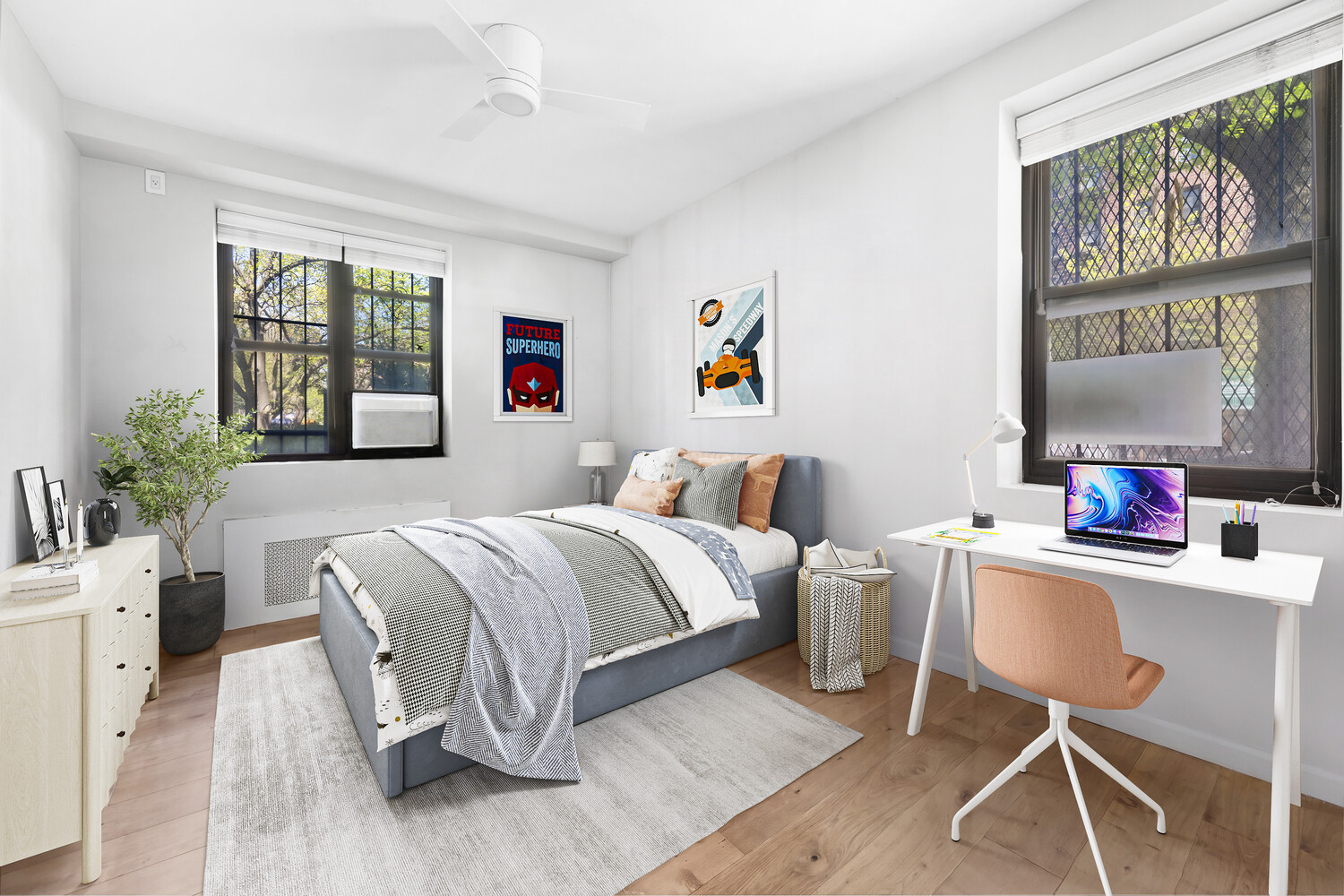 4523 BROADWAY 1C