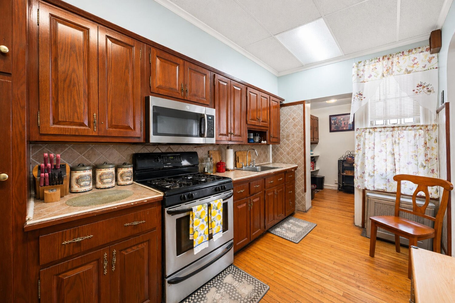 1003 LENOX Road