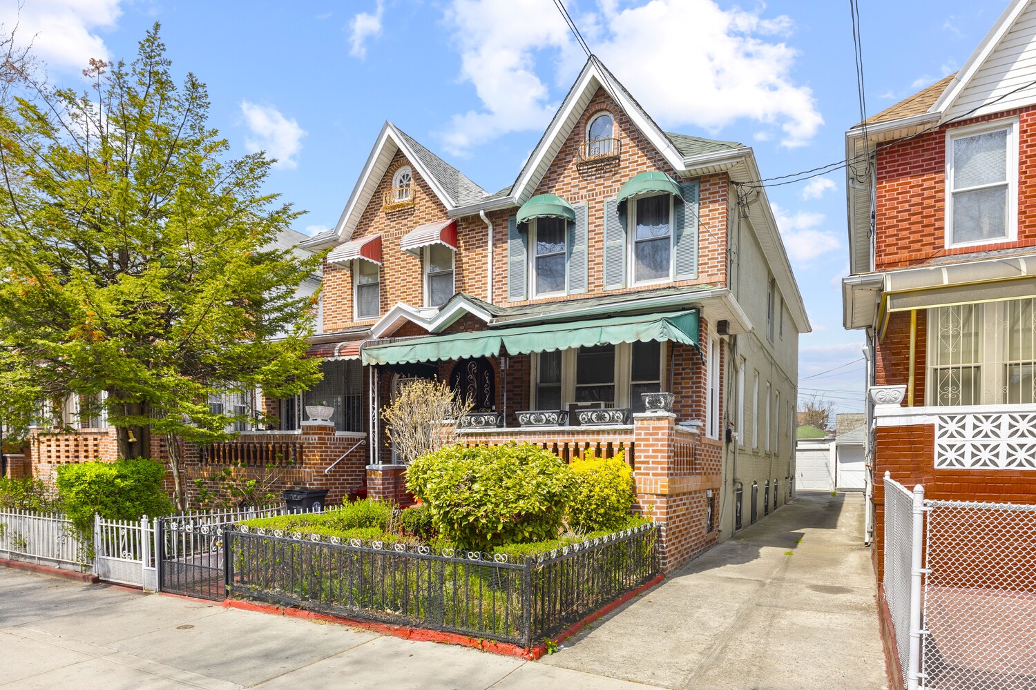 1003 LENOX Road