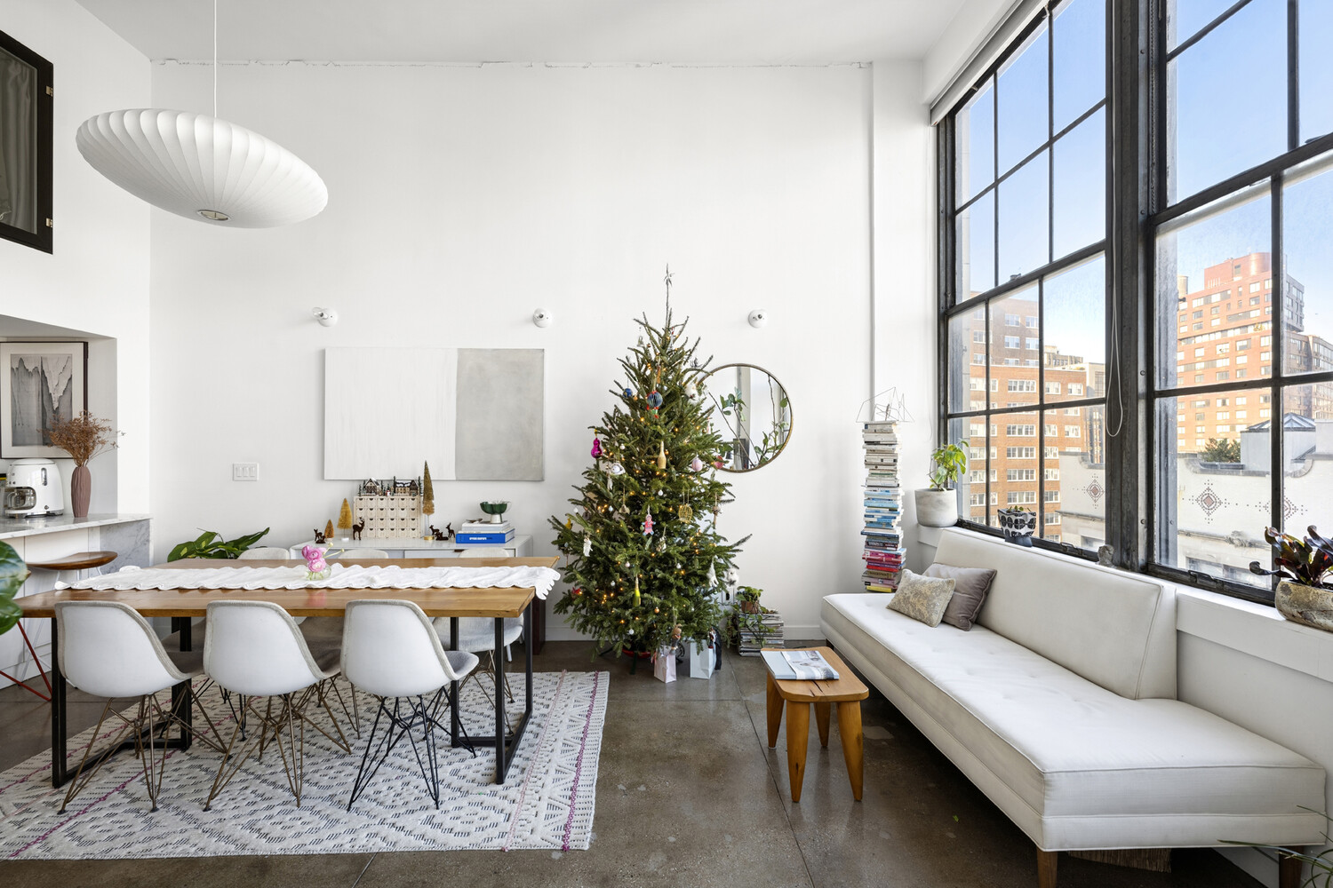 111 4TH Avenue 8LM