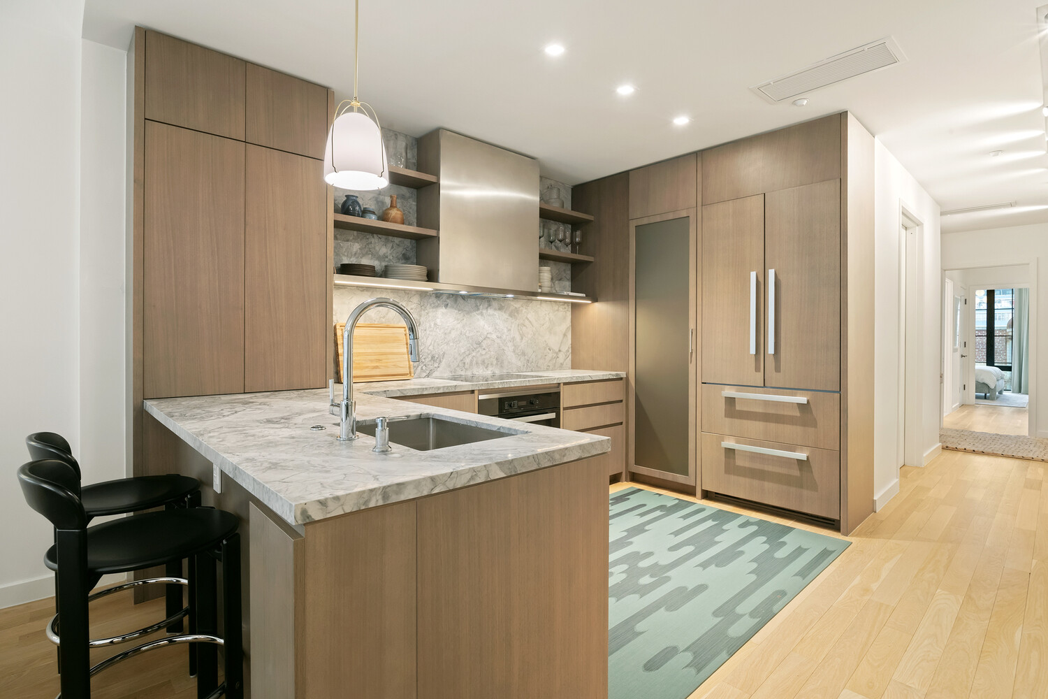 441 W 37TH Street 3