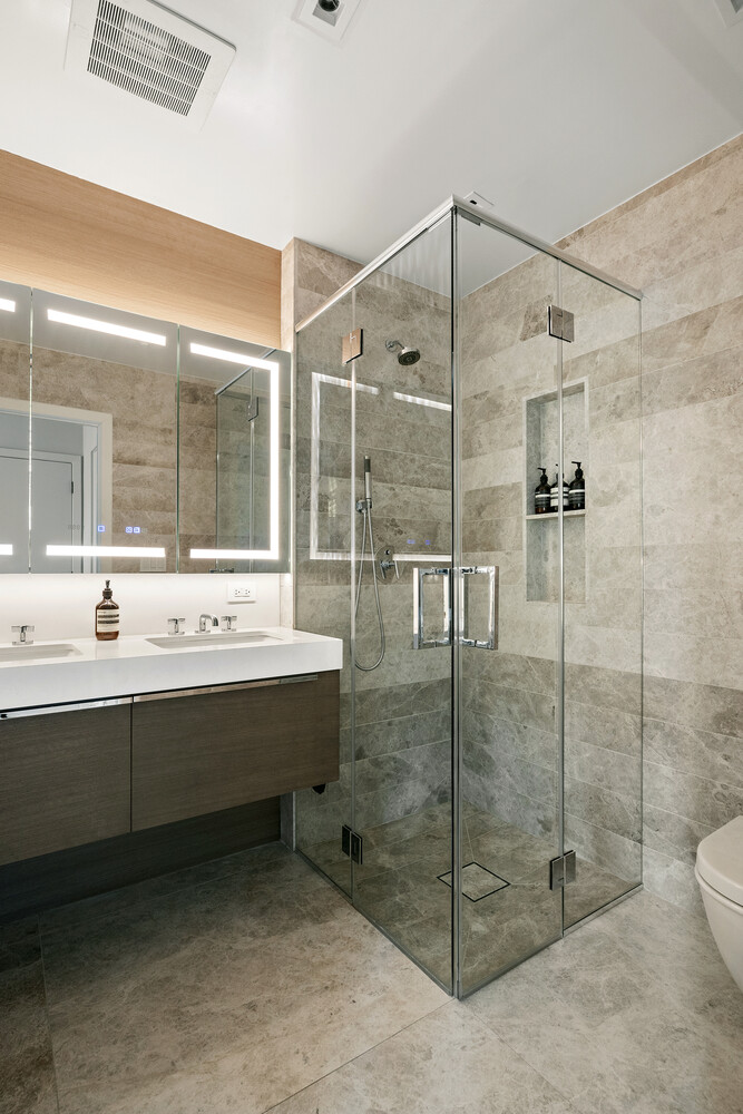 441 W 37TH Street 3