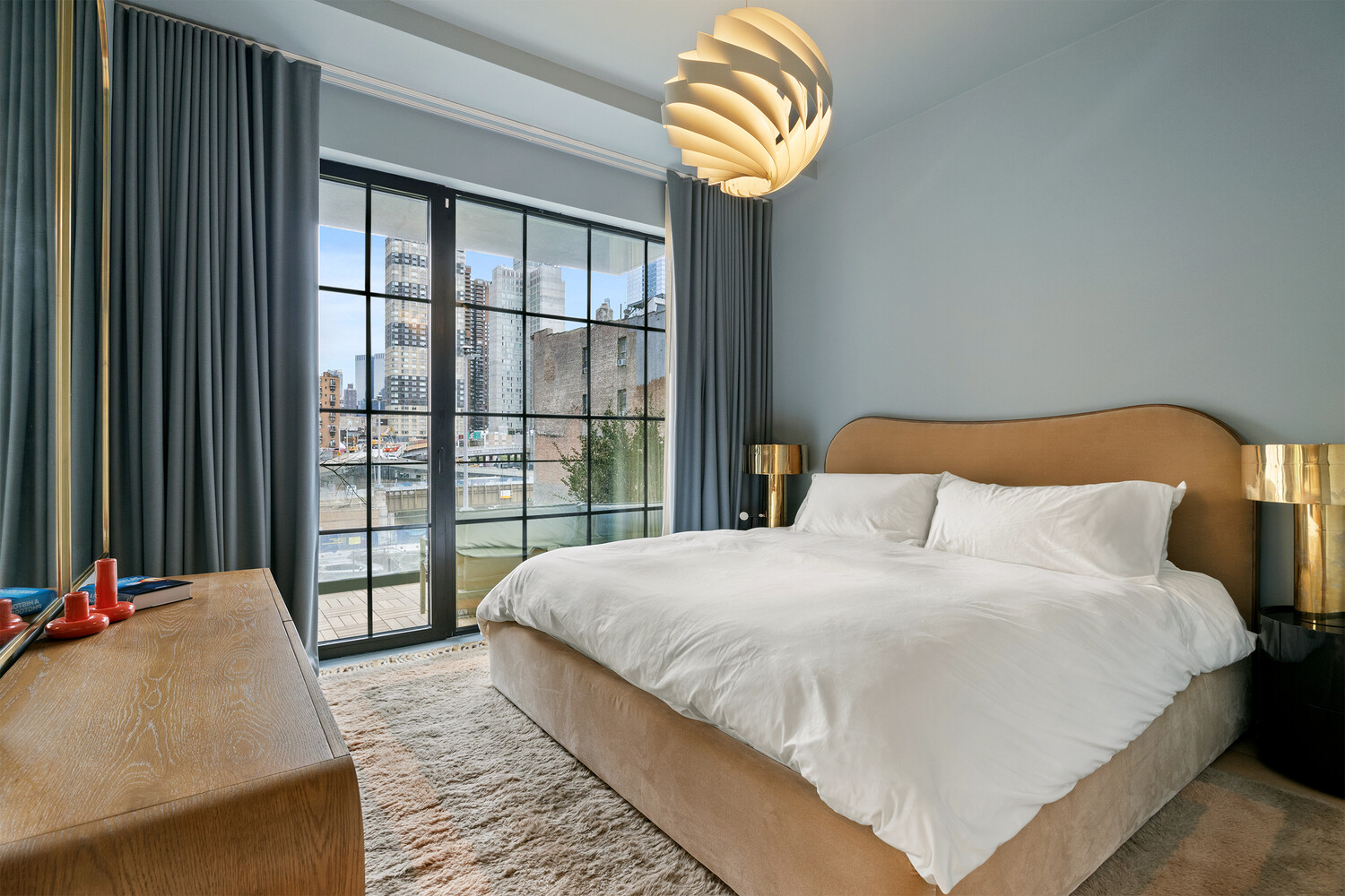 441 W 37TH Street 3
