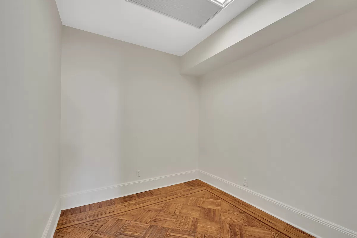 309 W 138TH Street