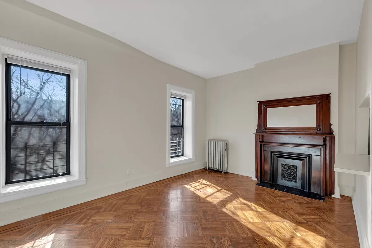 309 W 138TH Street
