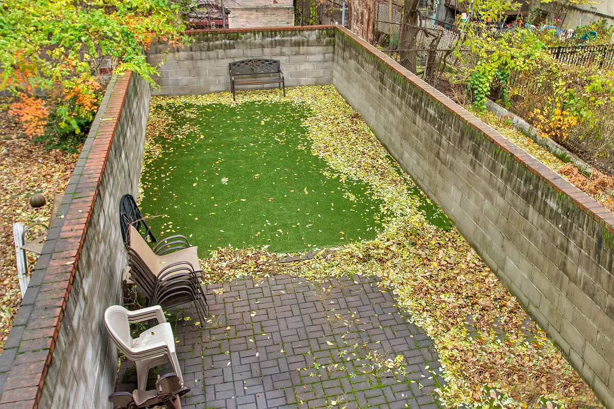 309 W 138TH Street
