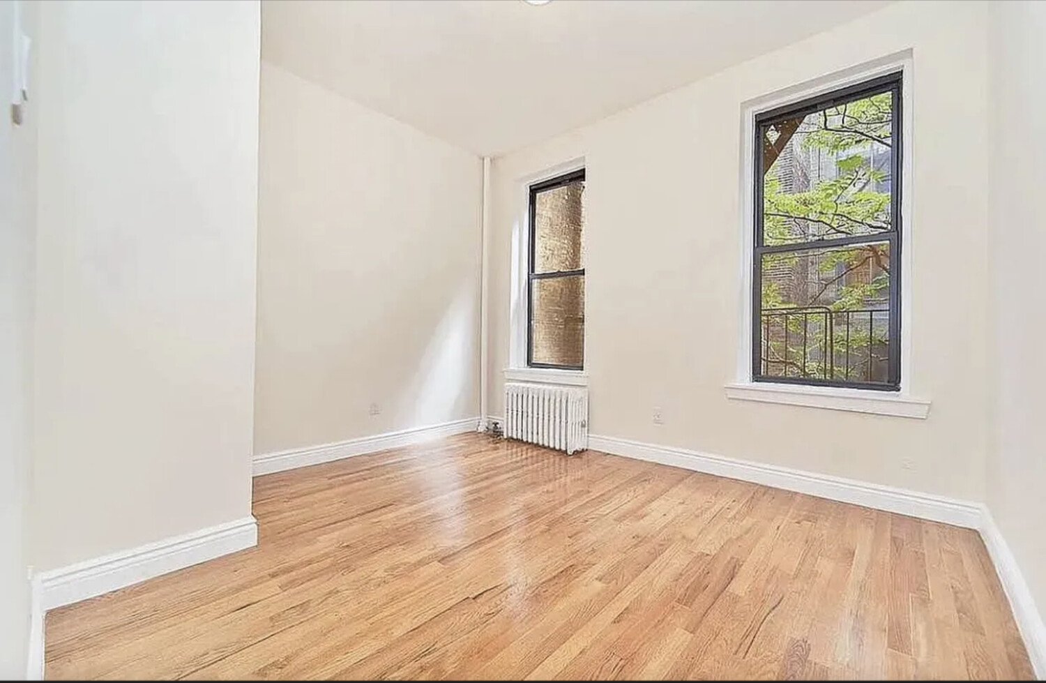 230 E 25TH Street 4F