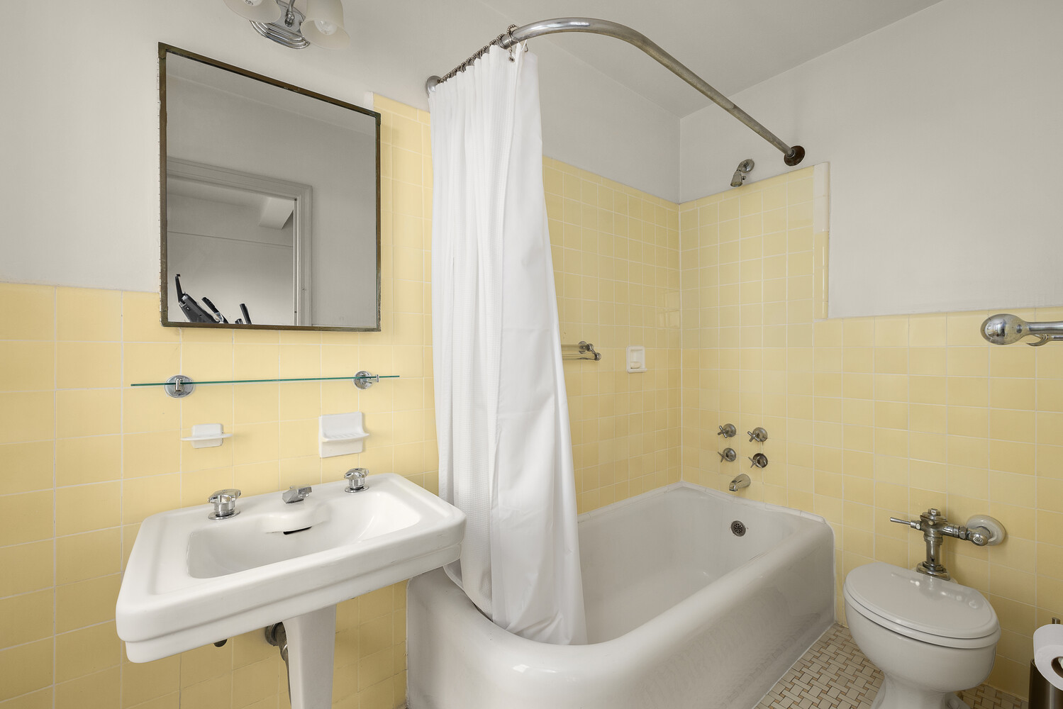 299 W 12TH Street 17D