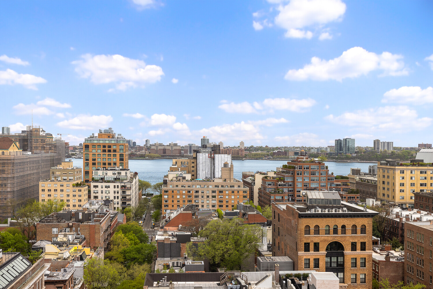 299 W 12TH Street 17D