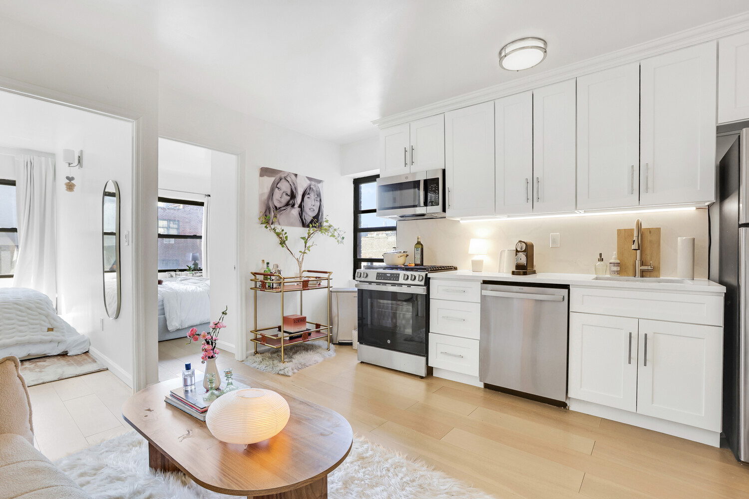 200 BOWERY 7E