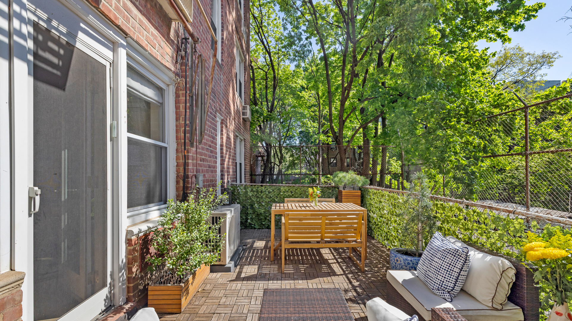 820 OCEAN Parkway 209