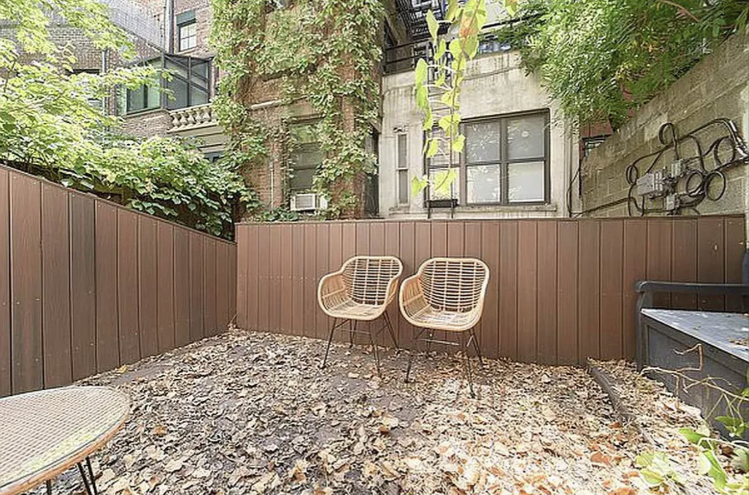 226 W 13TH Street 1R