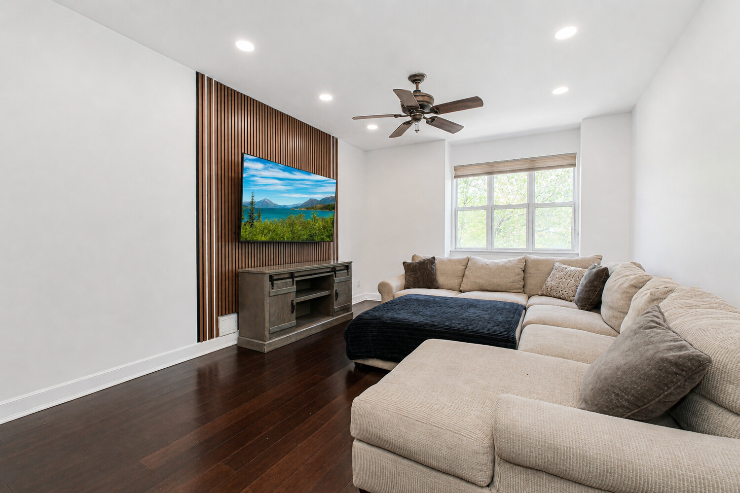 78 SPERRY Place