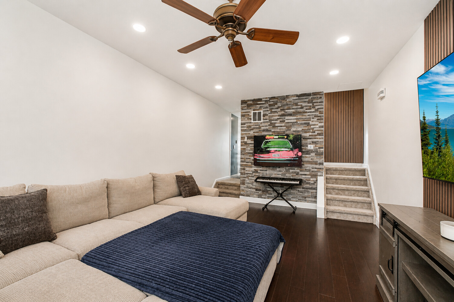 78 SPERRY Place