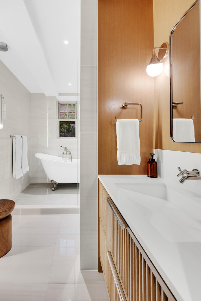 785 PARK Avenue 4D