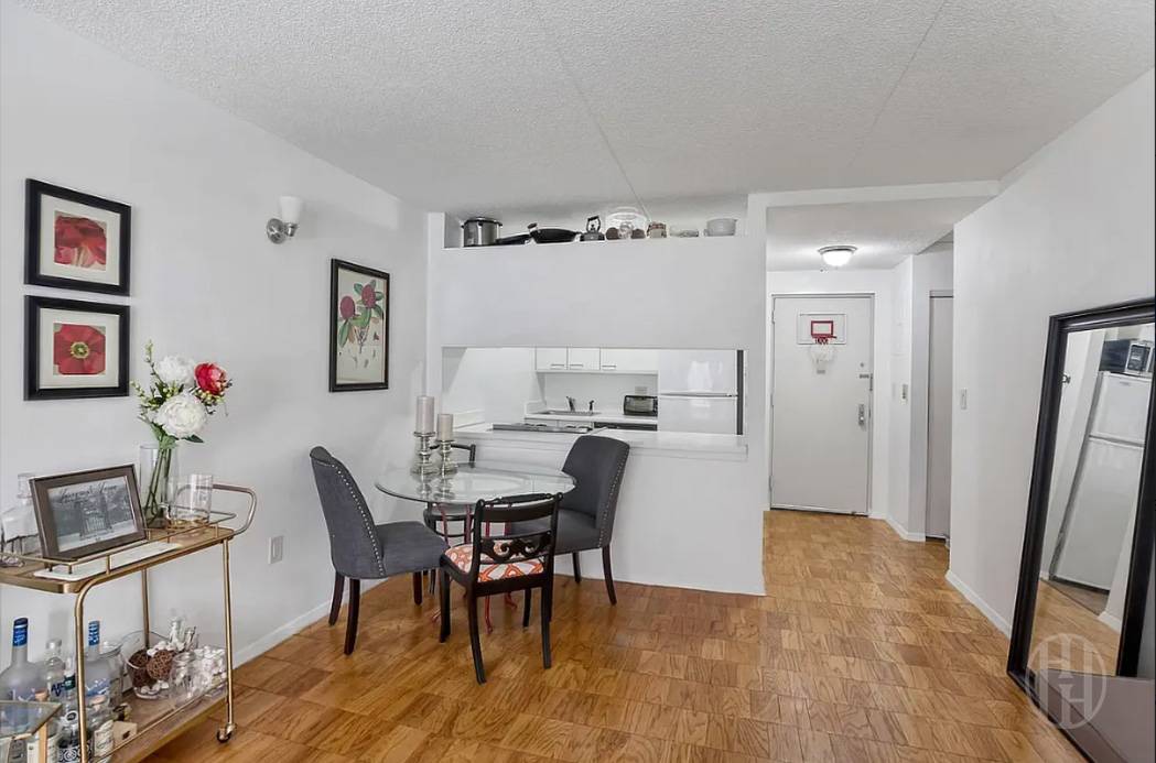 280 Rector Place 3J