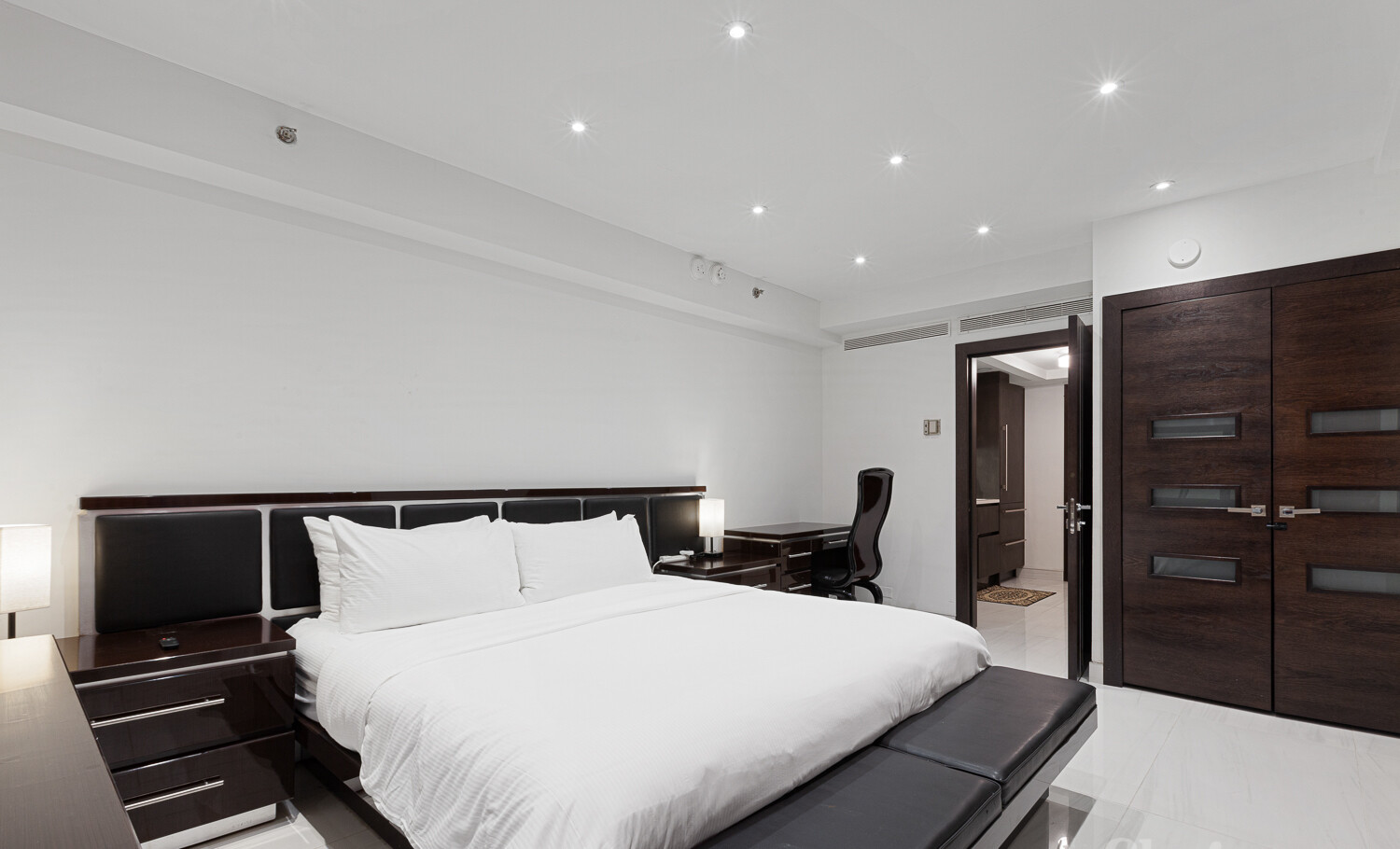 160 CENTRAL Park S 720