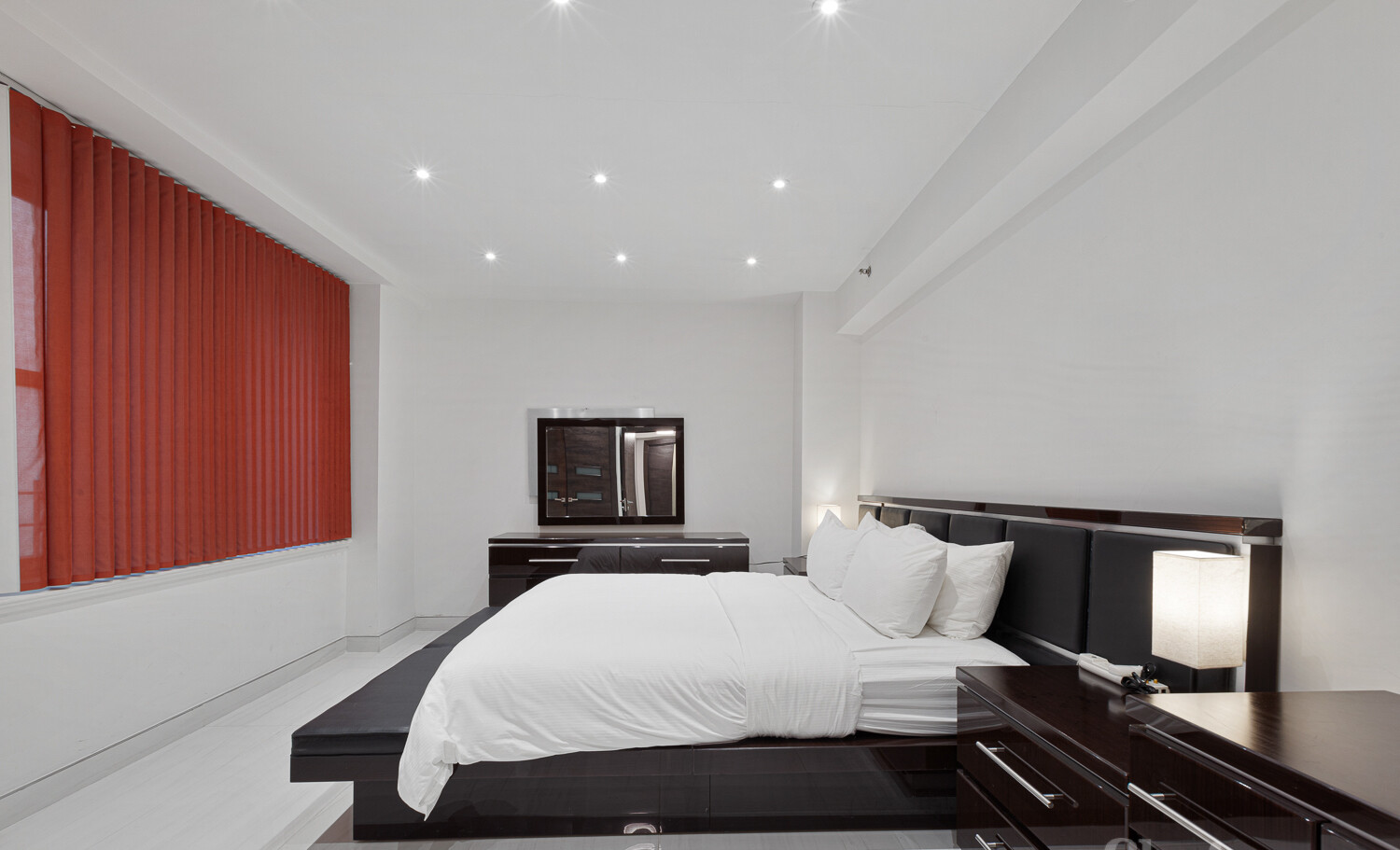 160 CENTRAL Park S 720