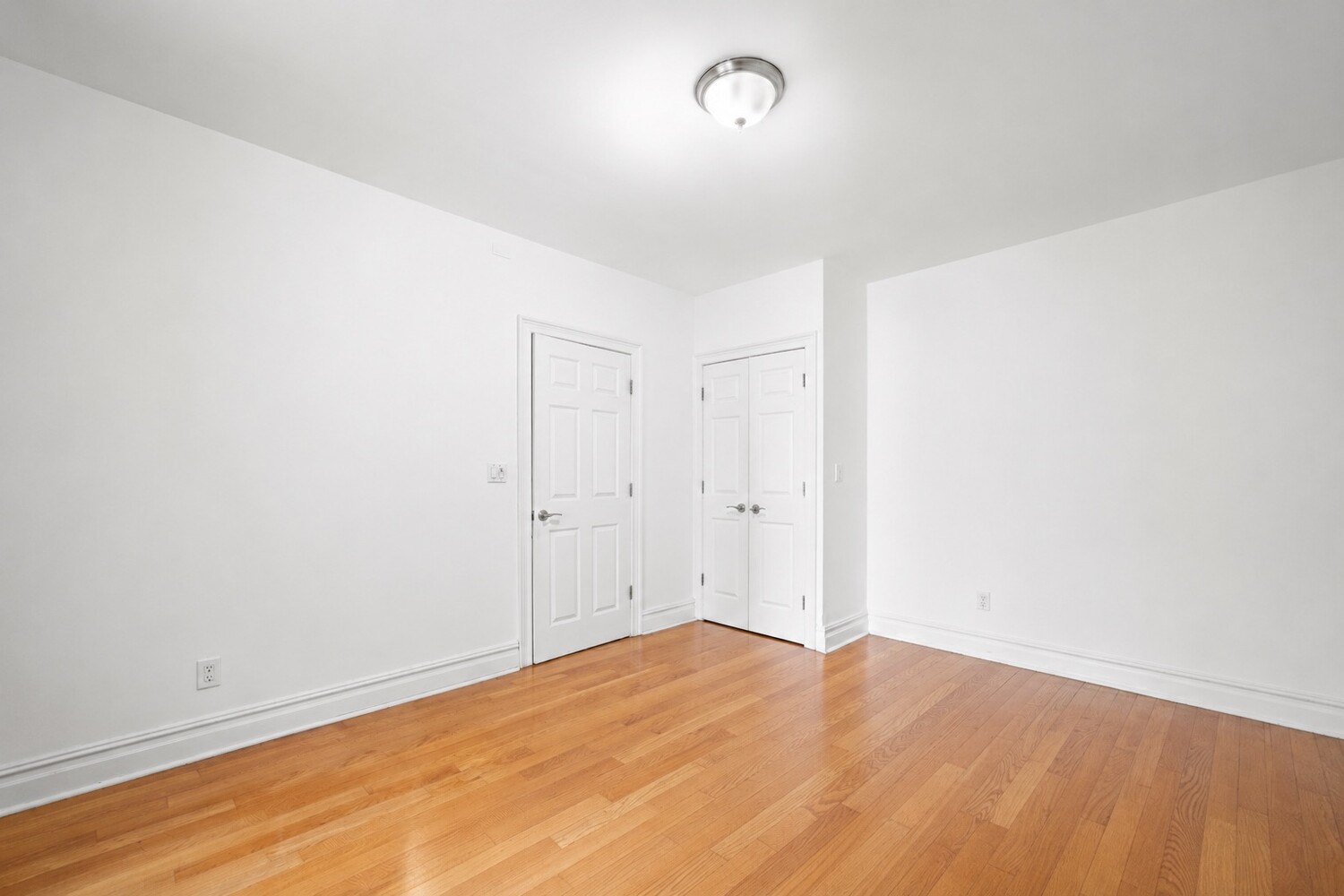 750 RIVERSIDE Drive 2B