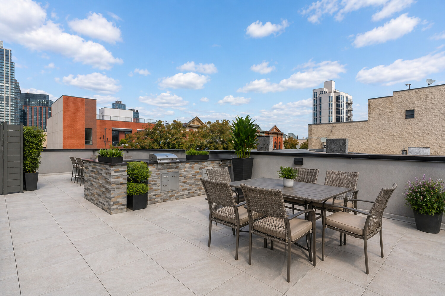 36 INDIA Street 4E