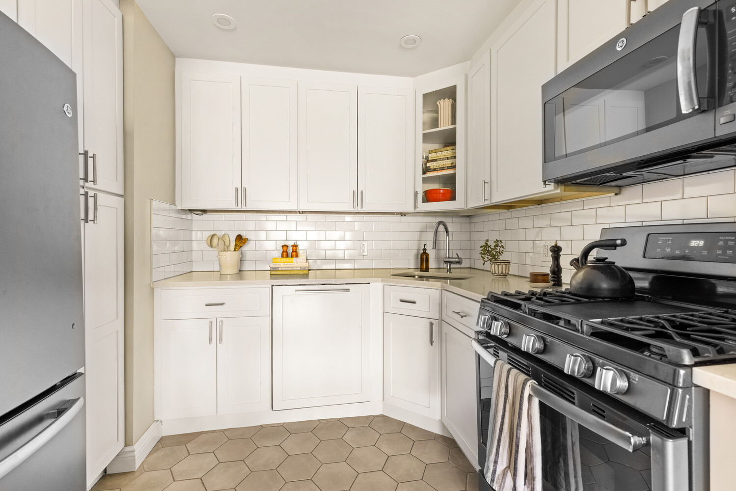 207 PROSPECT Park SW 3C