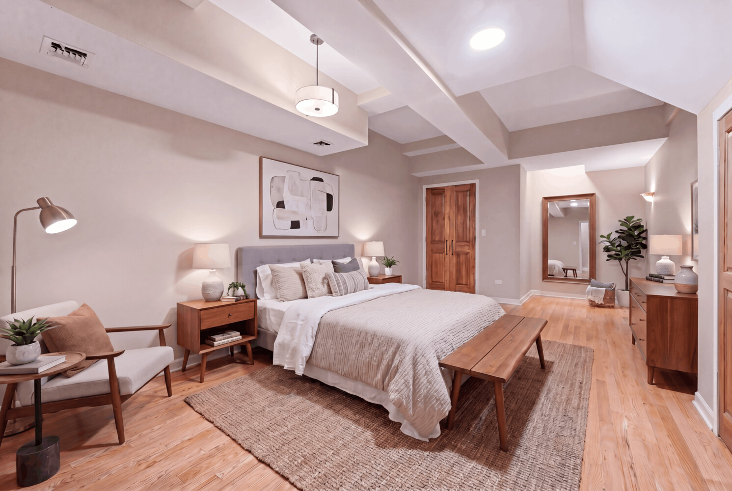233 W 26TH Street 1RW