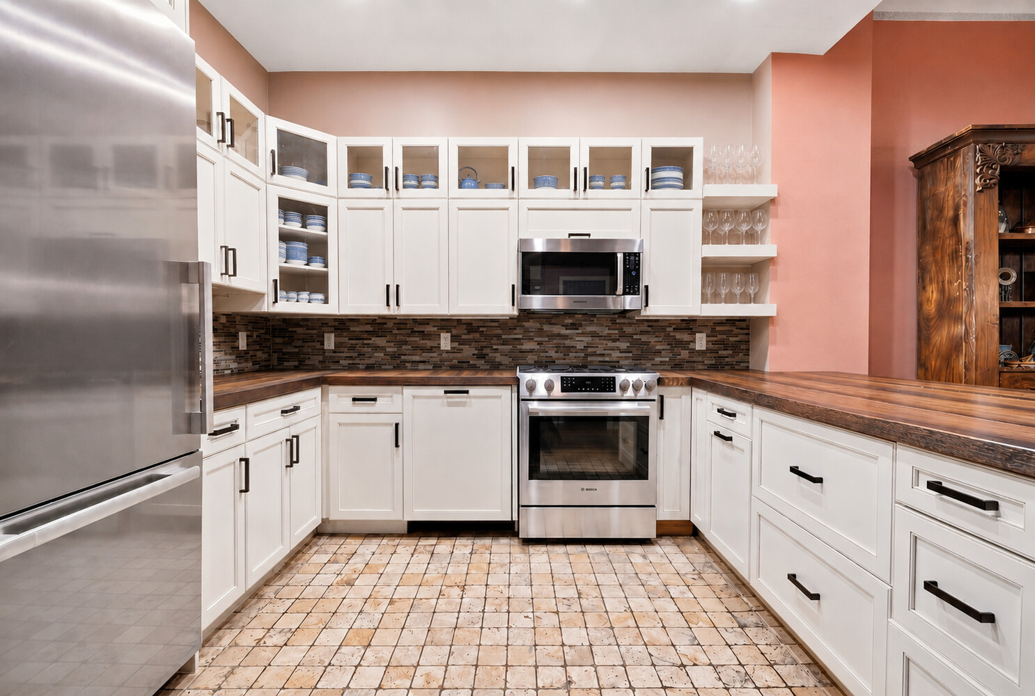 233 W 26TH Street 1RW