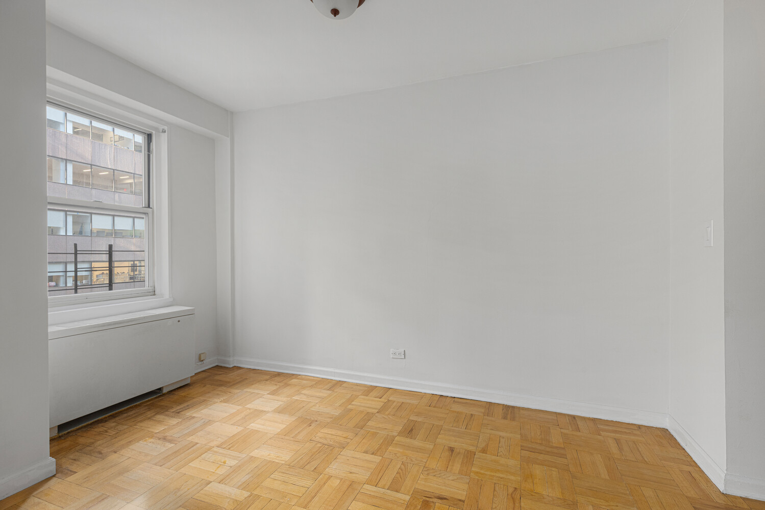 136 E 56TH Street 9J