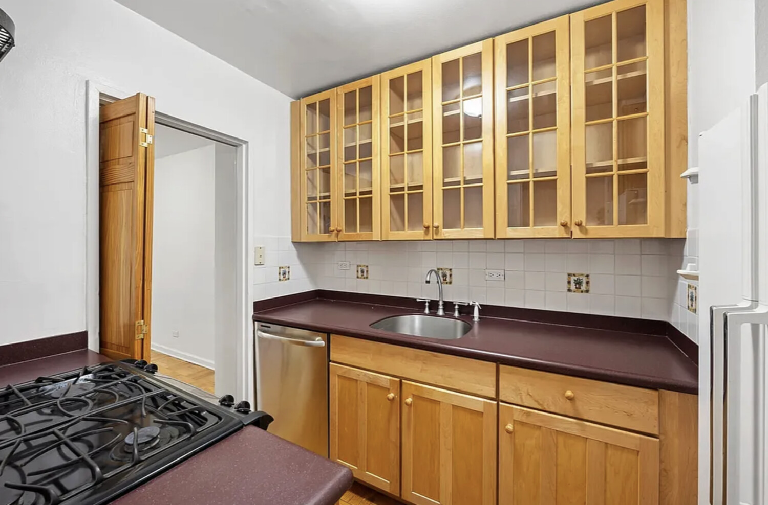136 E 56TH Street 9J