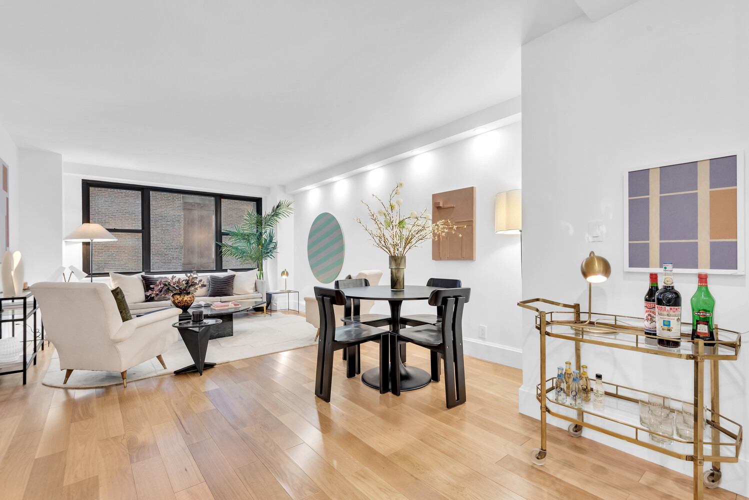 7 E 14TH Street 428