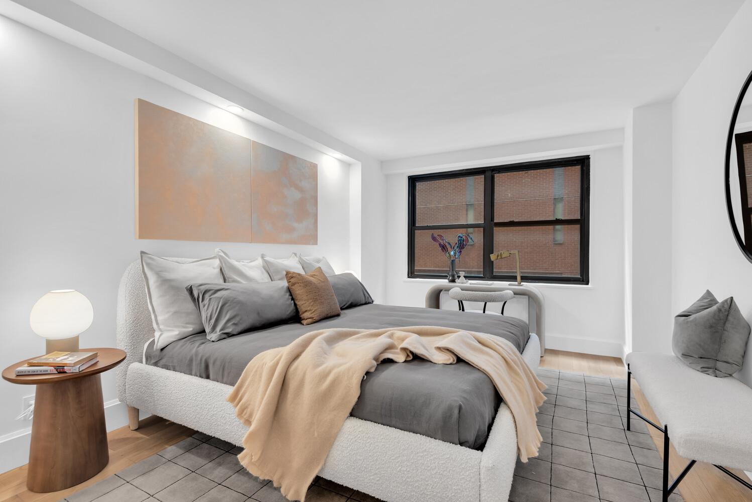 7 E 14TH Street 428
