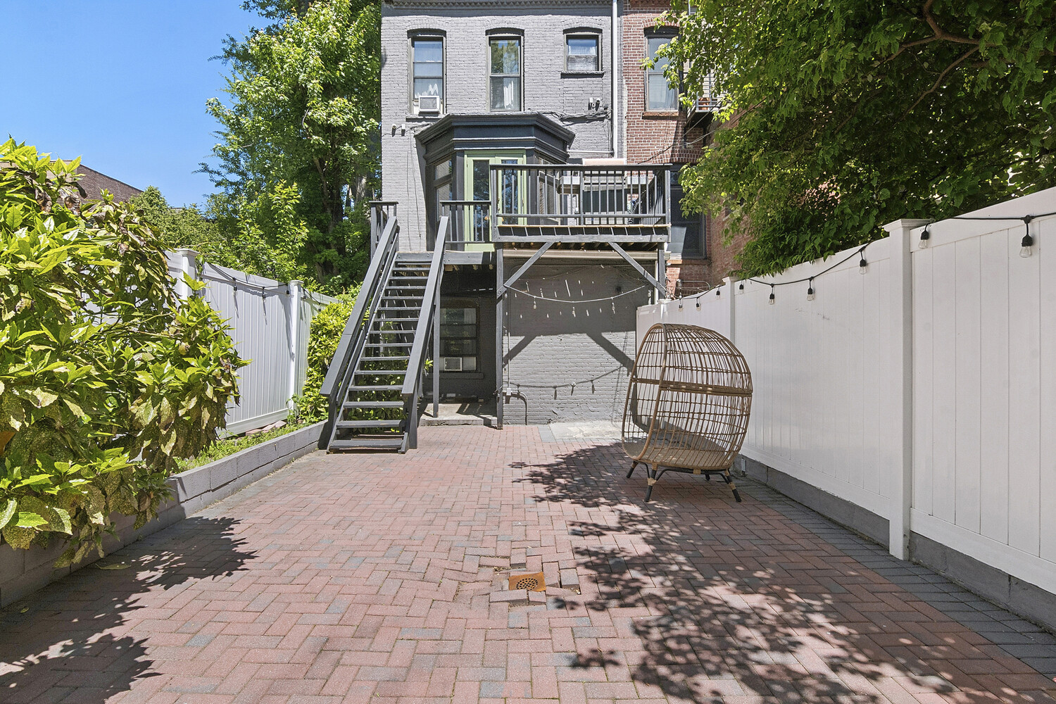 954 PARK Place
