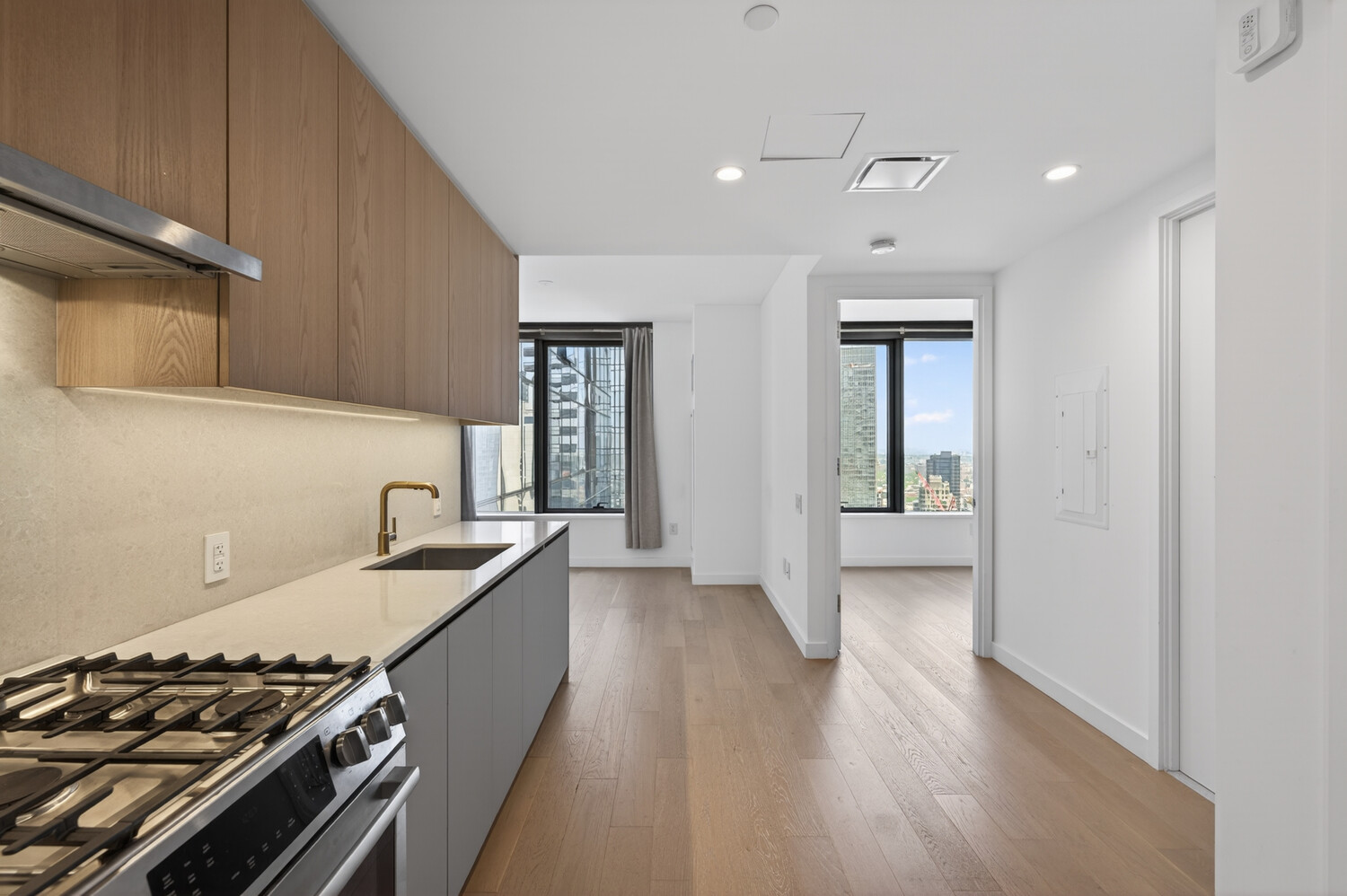 3 COURT Square 3305