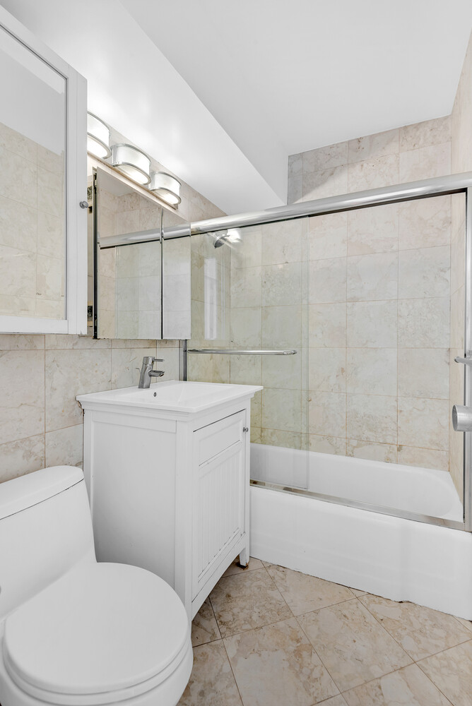 415 E 85TH Street 8D