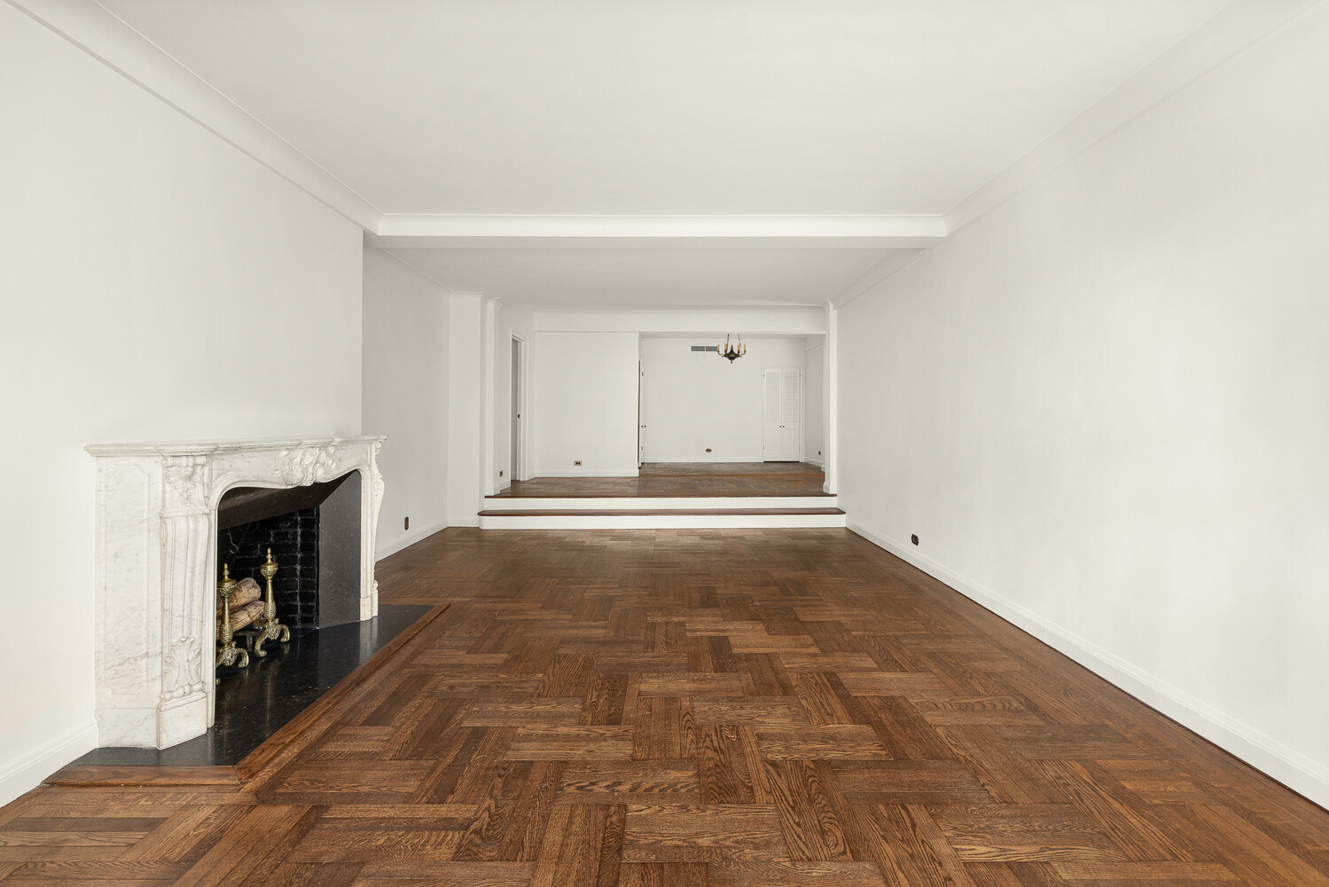 2 SUTTON Place S 2D