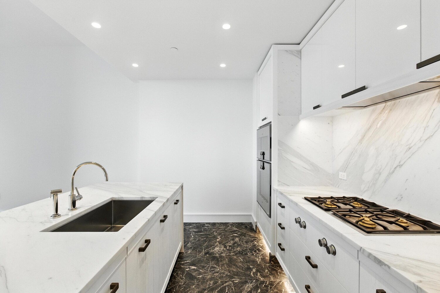 500 W 18TH Street EAST16C