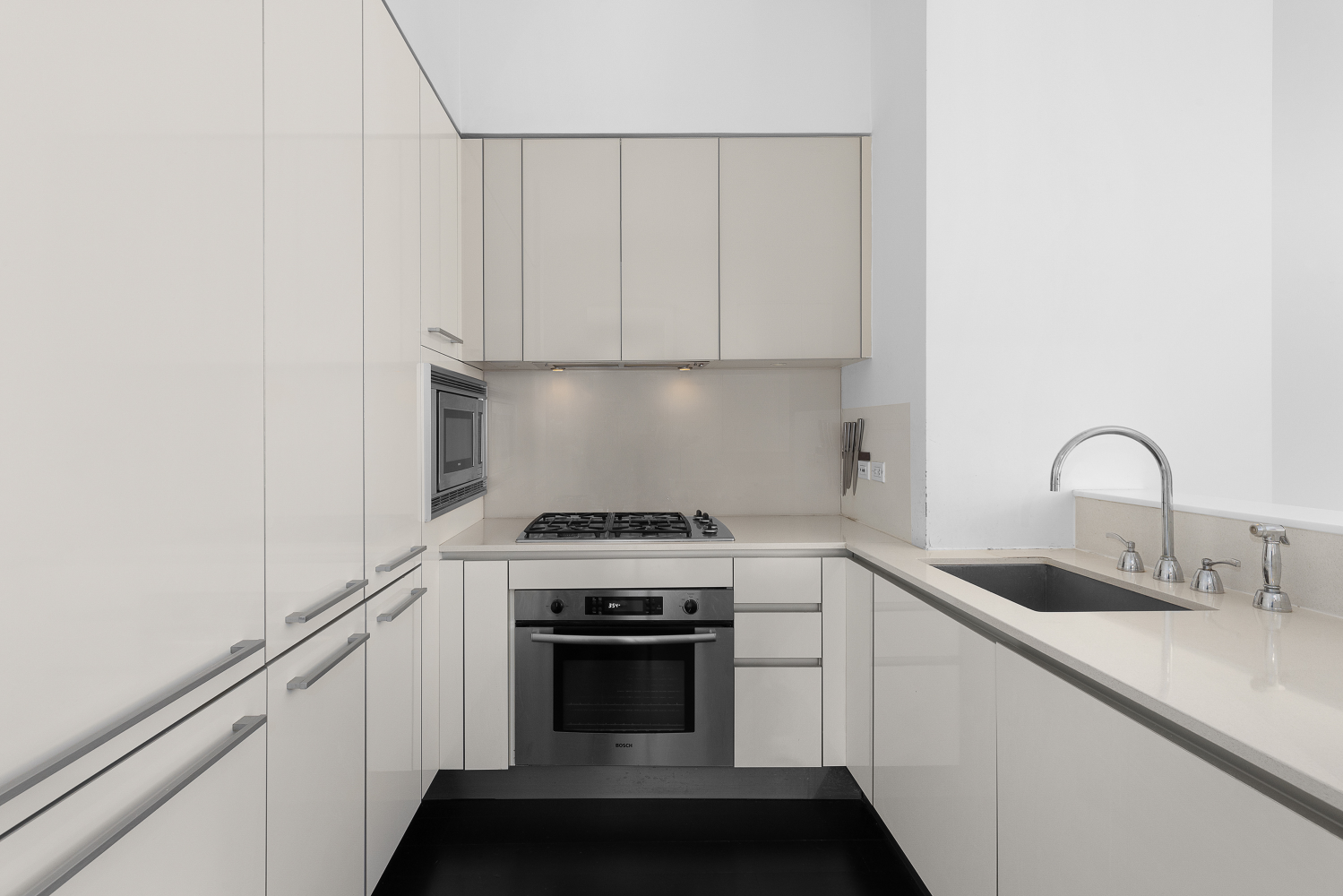 25 BROAD Street 7M