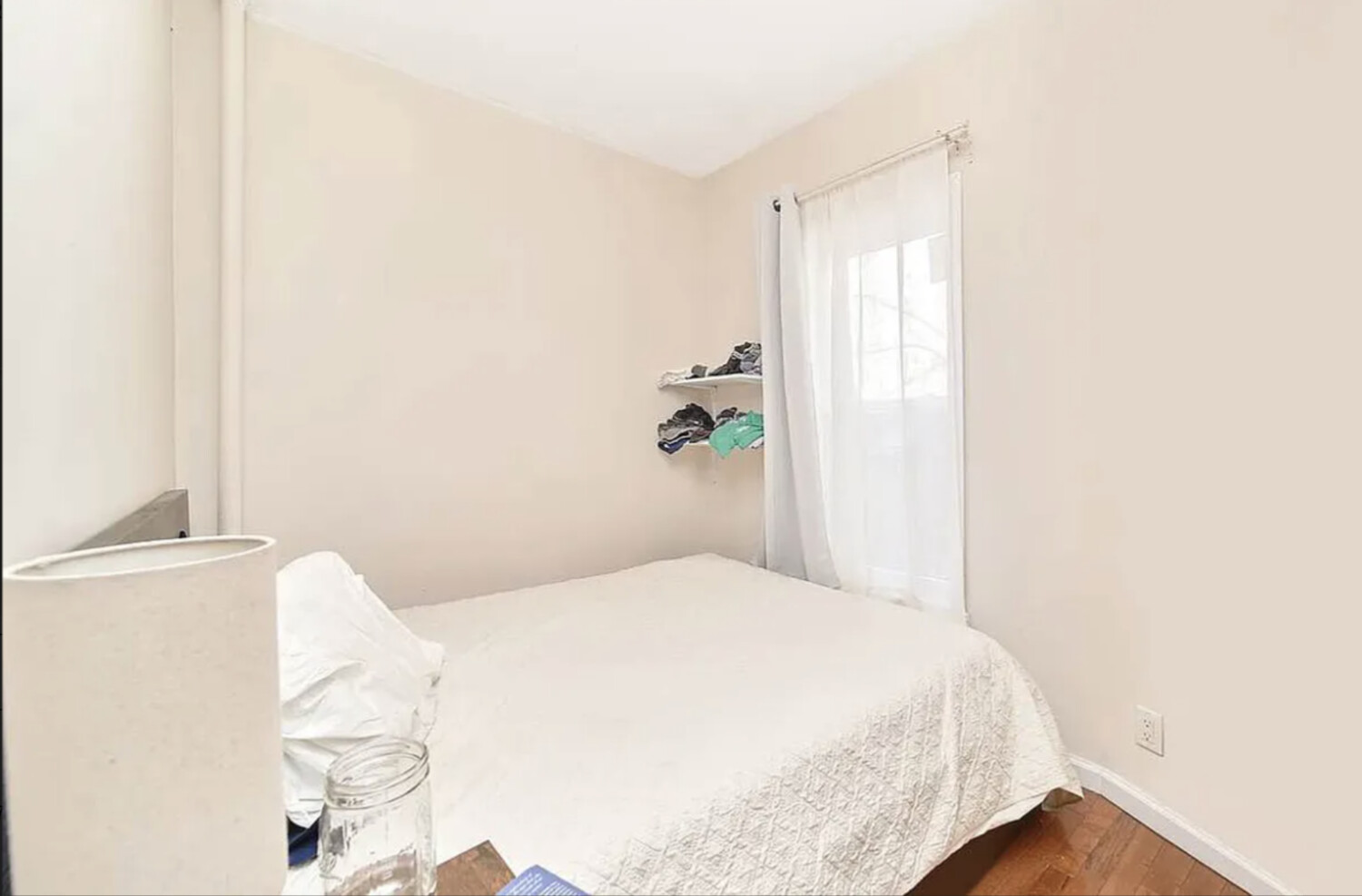 264 E 2ND Street 19