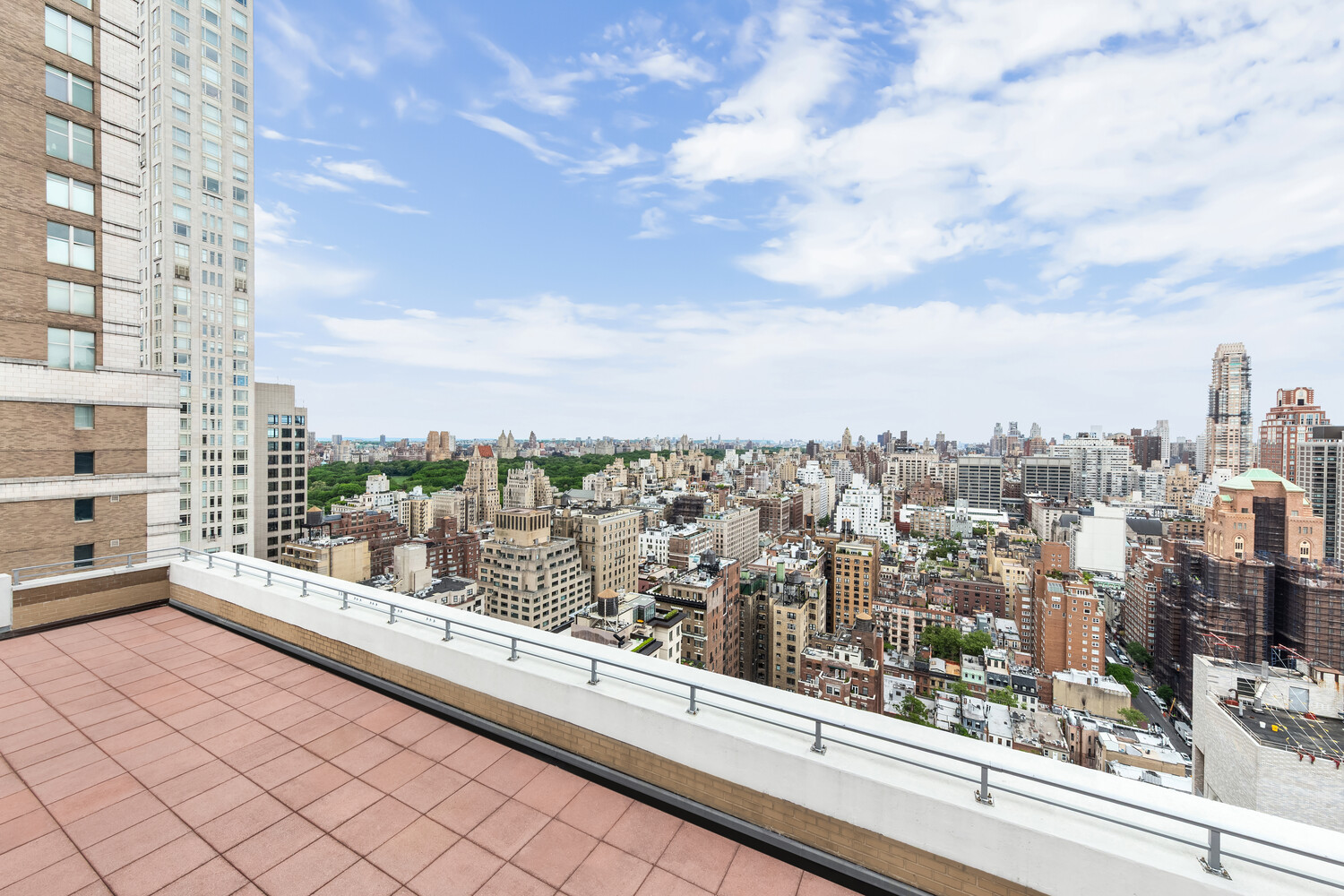 118 E 60TH Street 29G